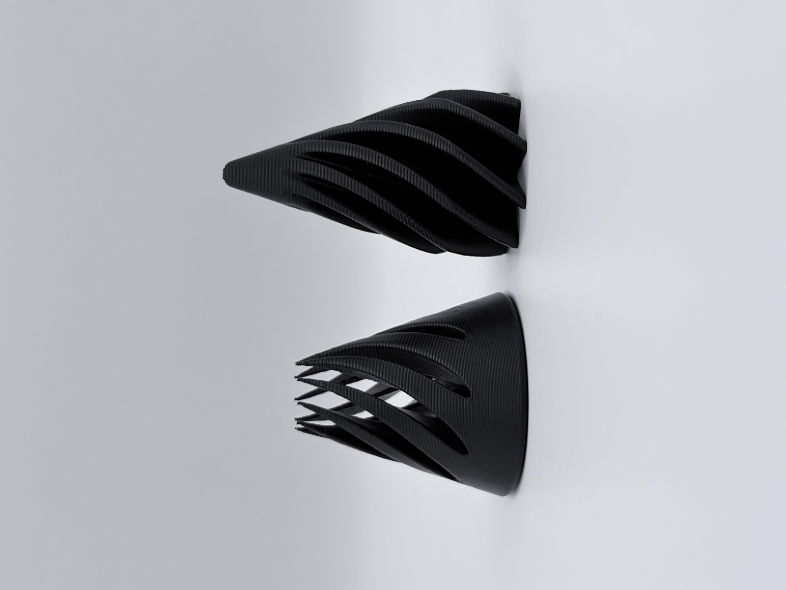 Cône anti-stress imprimé en 3D, coloris noir